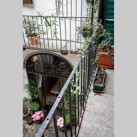 דירות קומו Loft In Pieno Centro Storico מראה חיצוני תמונה