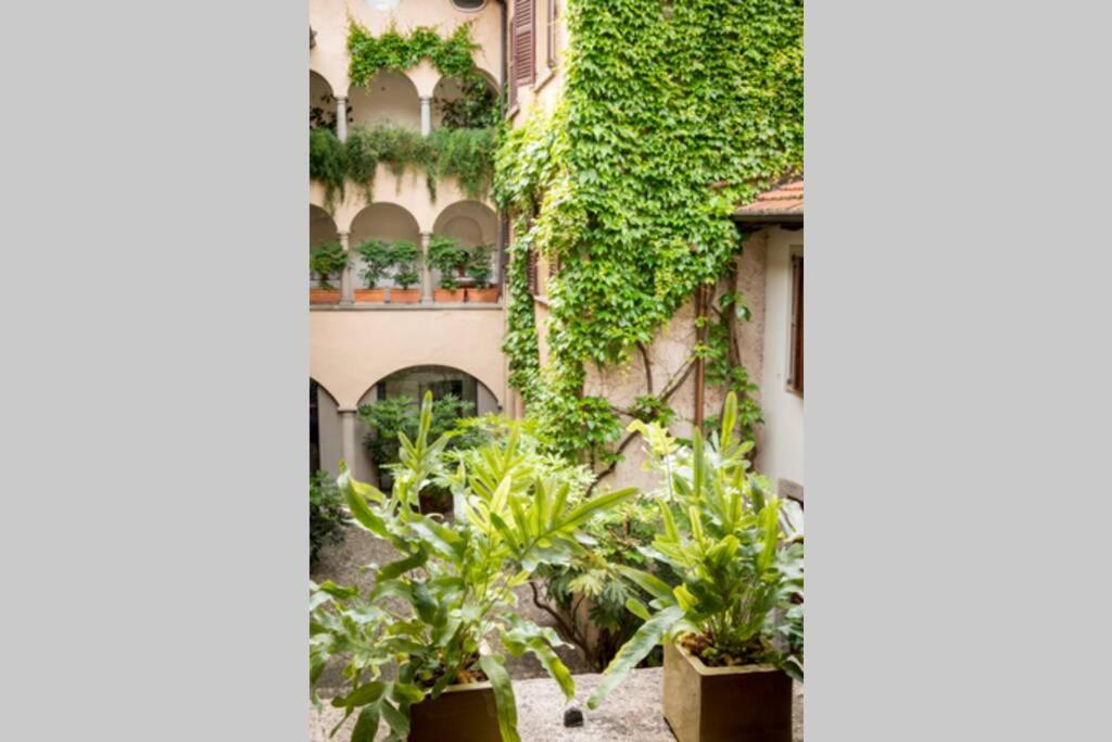 דירות קומו Loft In Pieno Centro Storico מראה חיצוני תמונה